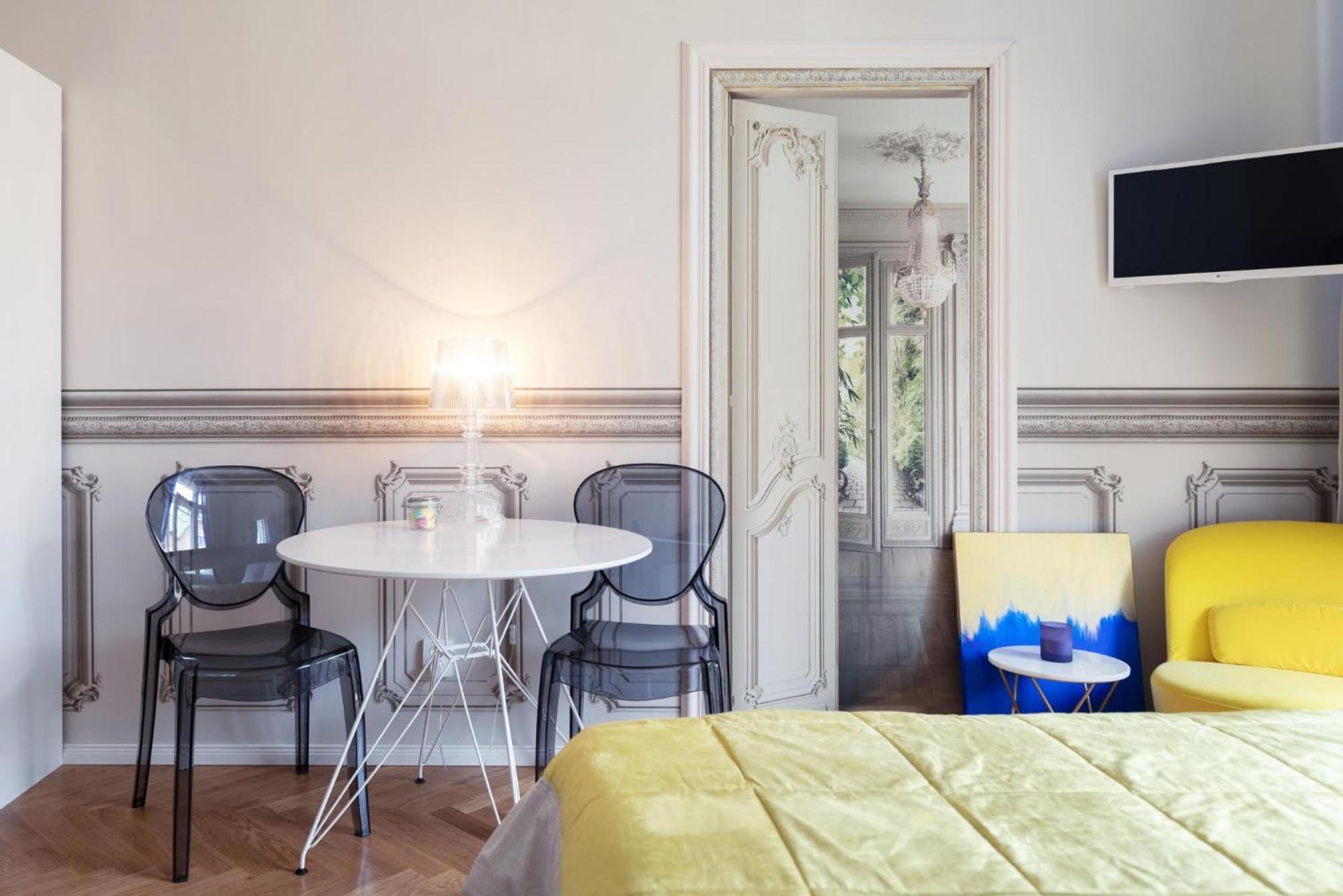 Days - Sunny Riverside With Terraces Apartamento *