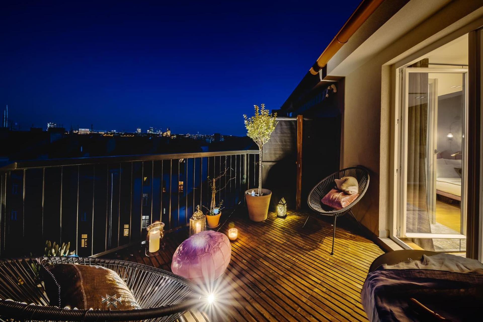 Days - Sunny Riverside With Terraces Apartamento *